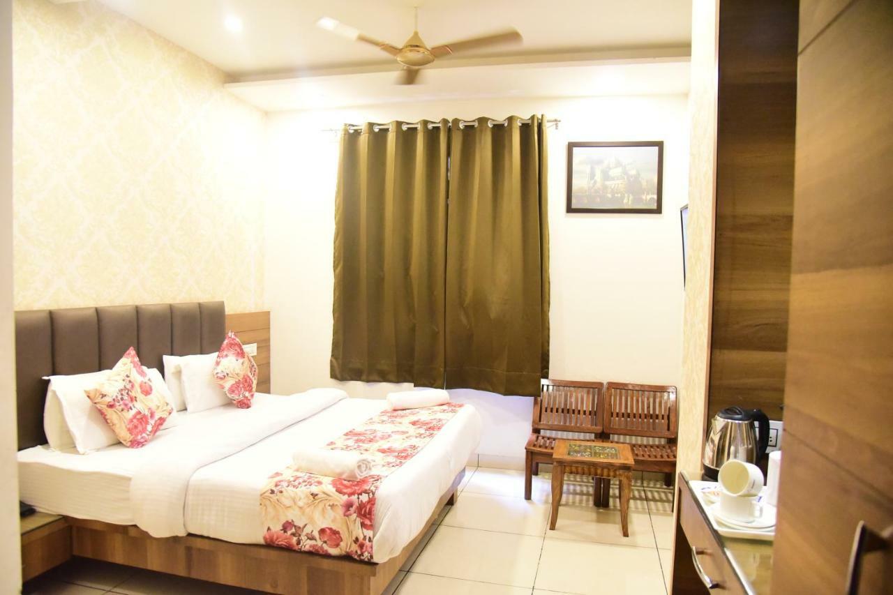 Hotel Ds Inn Amritsar Exterior foto