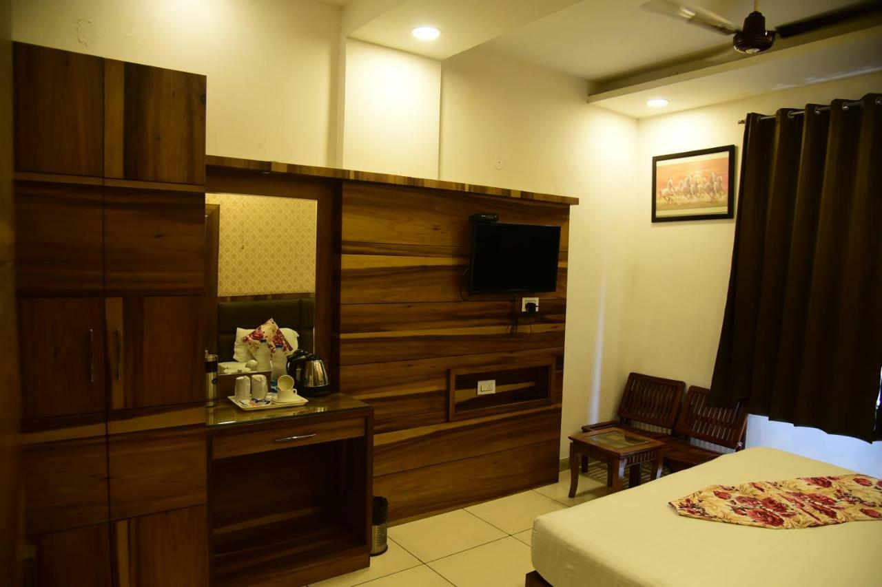 Hotel Ds Inn Amritsar Exterior foto